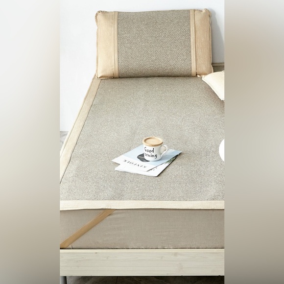 Qbedding Rattan Cooling Summer Sleeping Pad Mattress Topper Queen - Picture 2 of 6